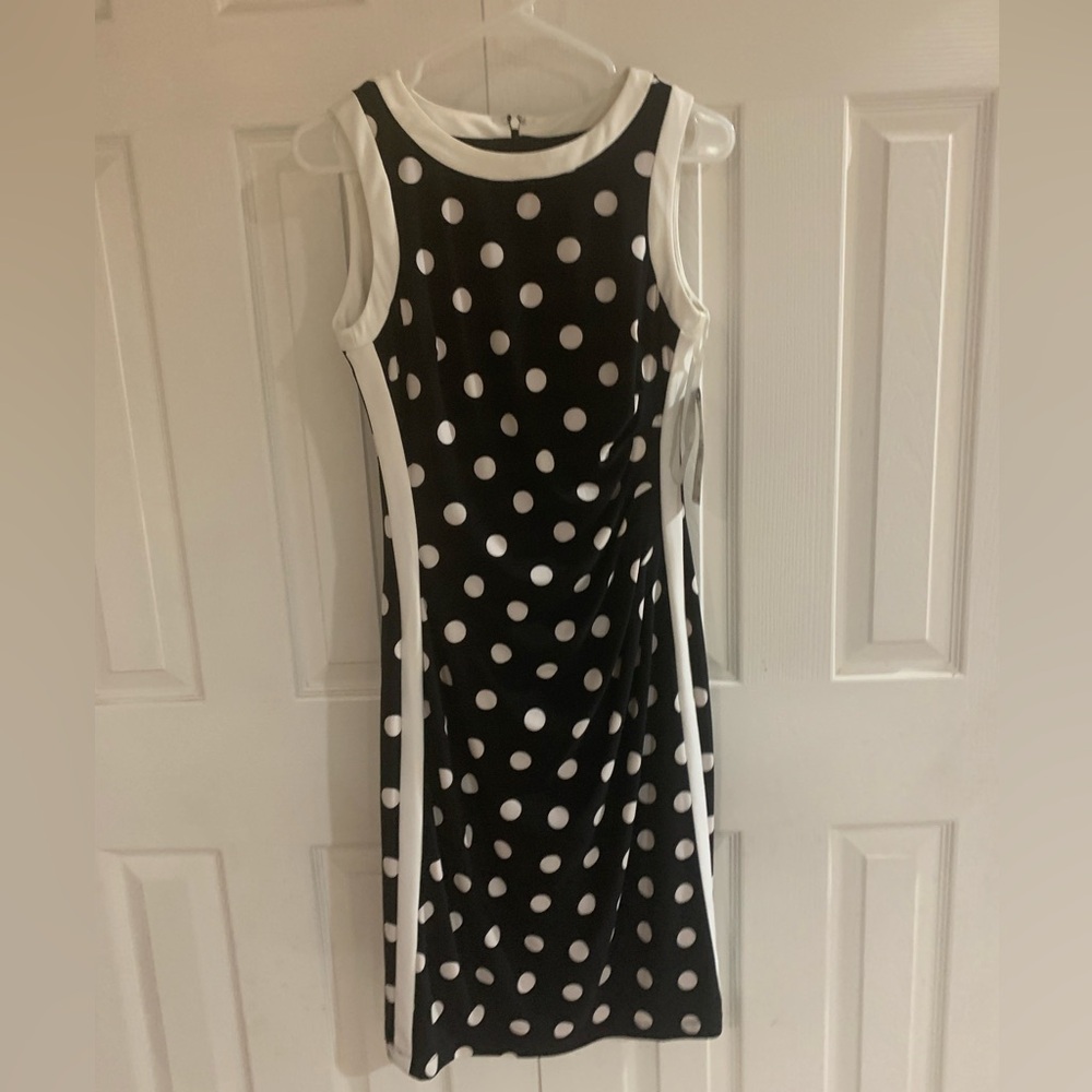 CHAPS Women’s Black/White Polka Dot Dress sleeveless Size Medium